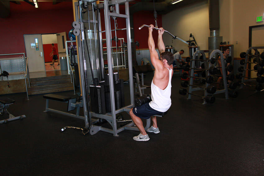 Underhand Lat Pulldown